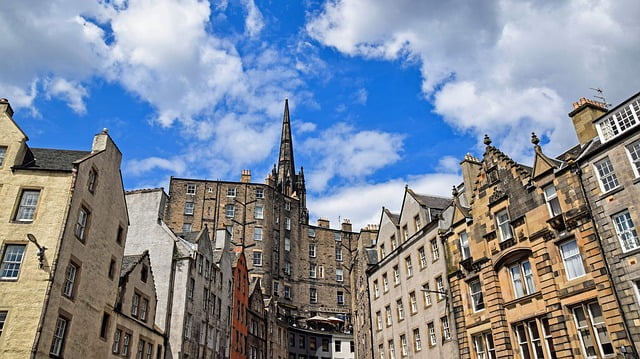 Top spots to visit in Edinburgh
