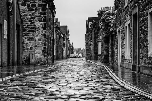 Wet cobble road in Scotland Image by Peter H from Pixabay 